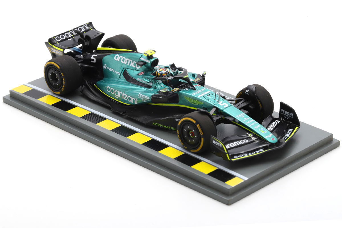 Sebastian Vettel F1 Japanese GP 2023 BUZZIN' CORNER Aston Martin AMR22 F1 Austrian GP Spec 1:43