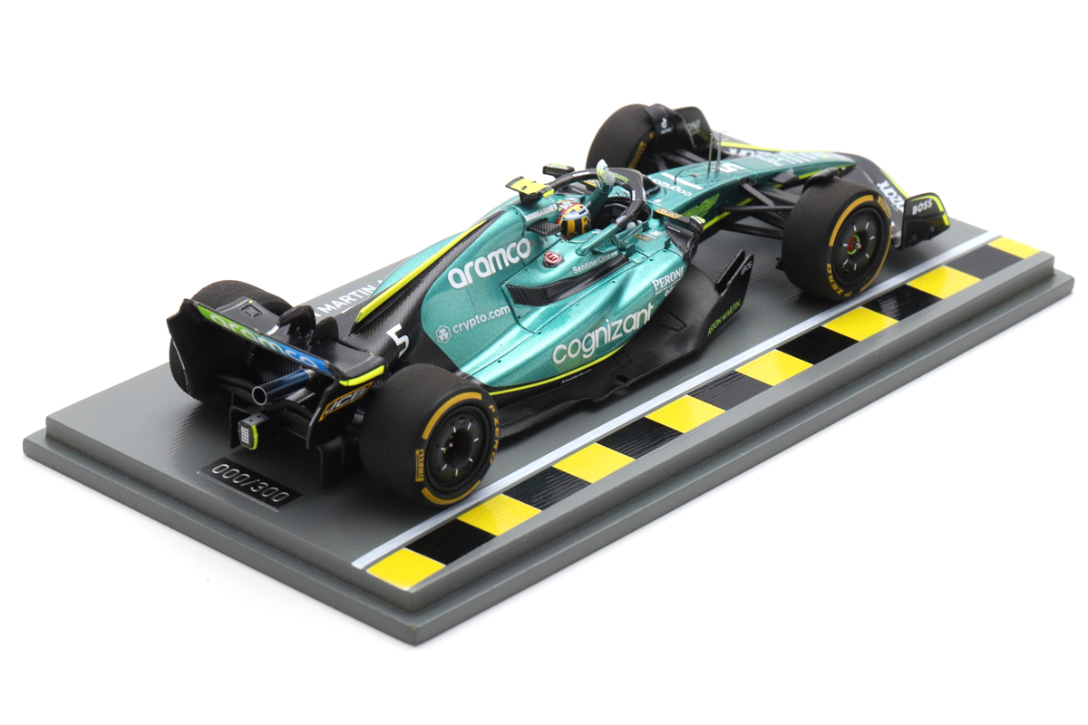 Sebastian Vettel F1 Japanese GP 2023 BUZZIN' CORNER Aston Martin AMR22 F1 Austrian GP Spec 1:43
